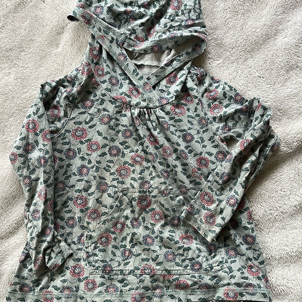 SOLD Tea Collection Floral Long Sleeve Kangaroo Pouch Hooded Shirt